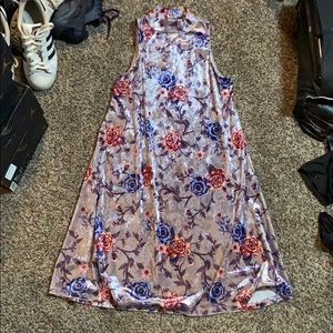 Floral flowy short dress